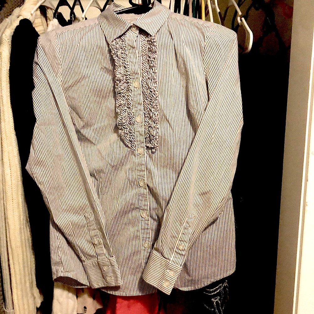 Banana Republic buttondown long sleeve ruffles sz0